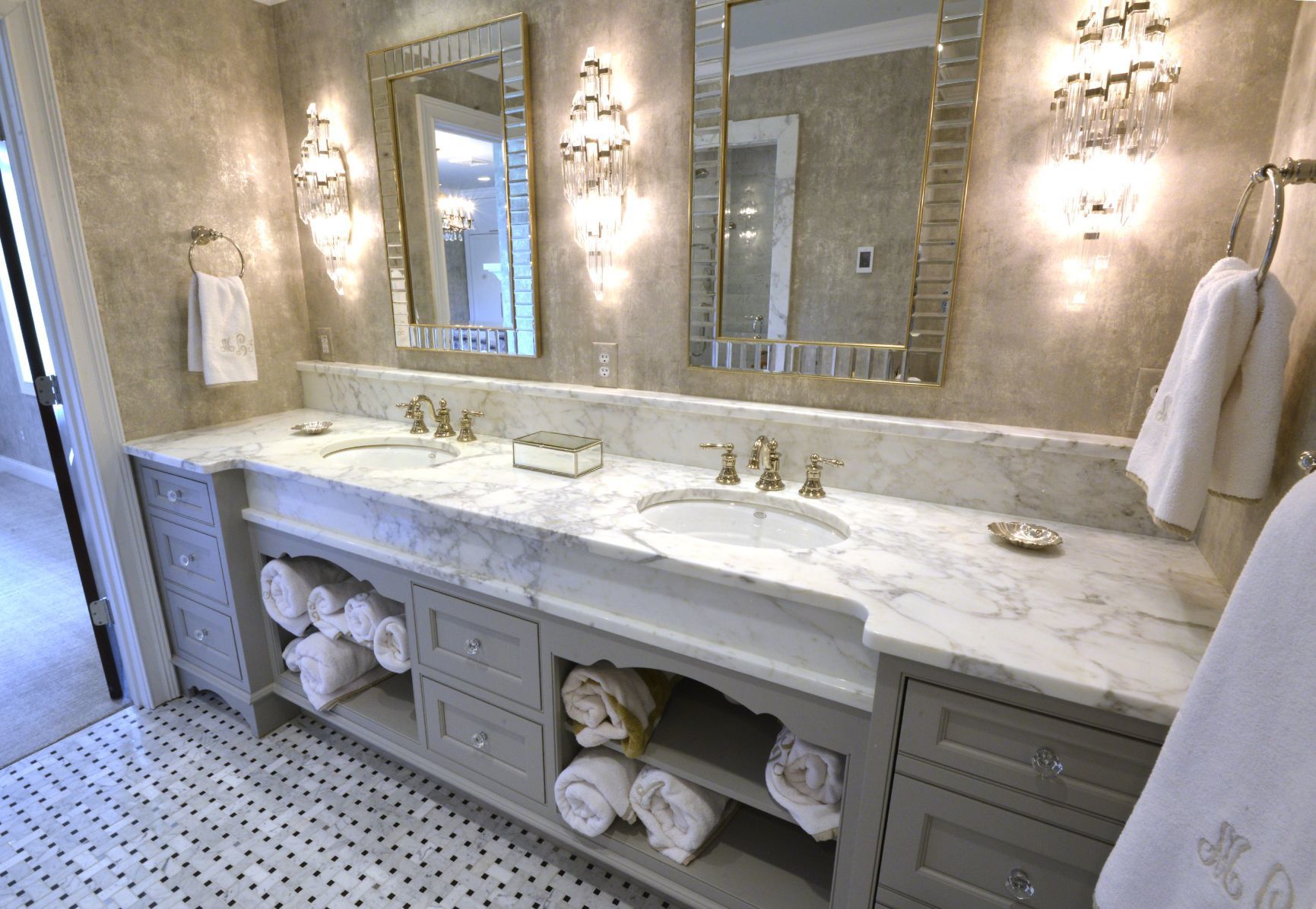 At Home with Margaret Lowery in her Lake Christine Drive home